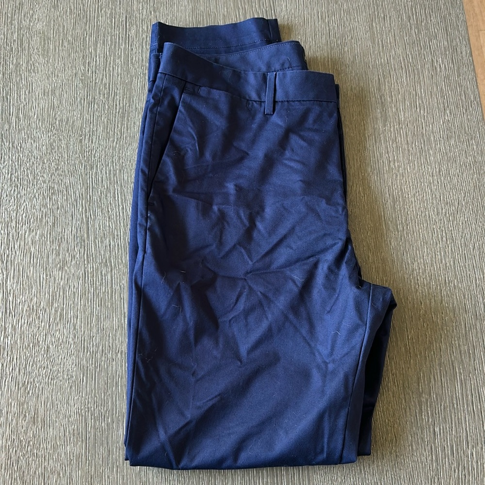Men’s Banana Republic dress pants, size 35 x 32